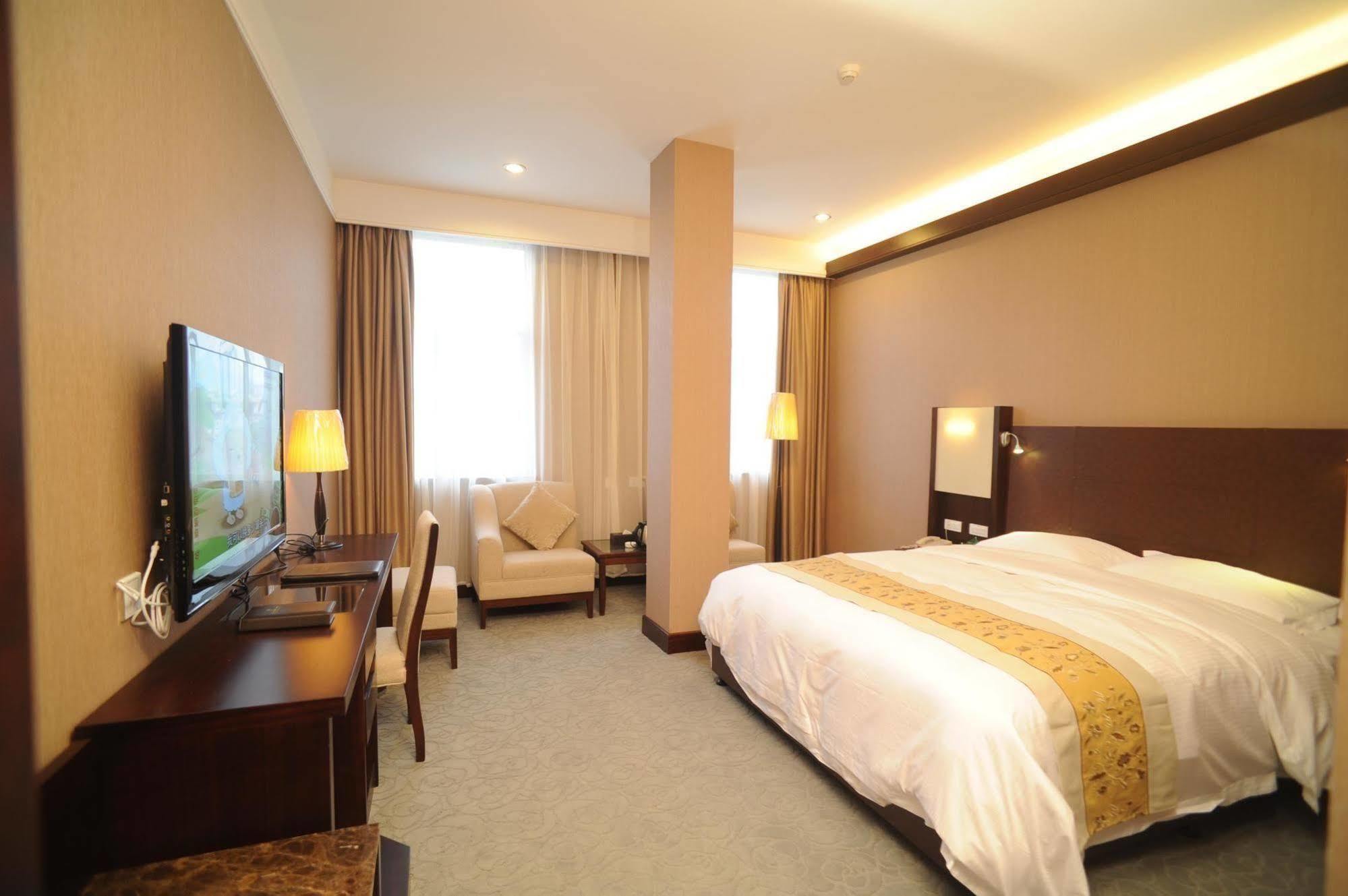 Golden Dragonball Hotel Guilin Bilik gambar