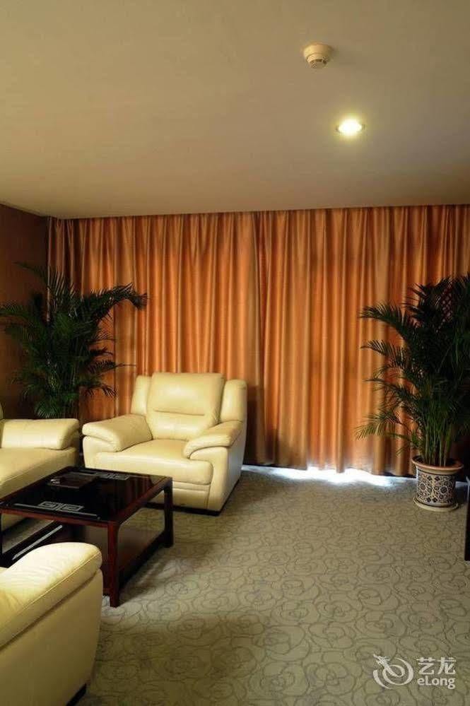 Golden Dragonball Hotel Guilin Luaran gambar