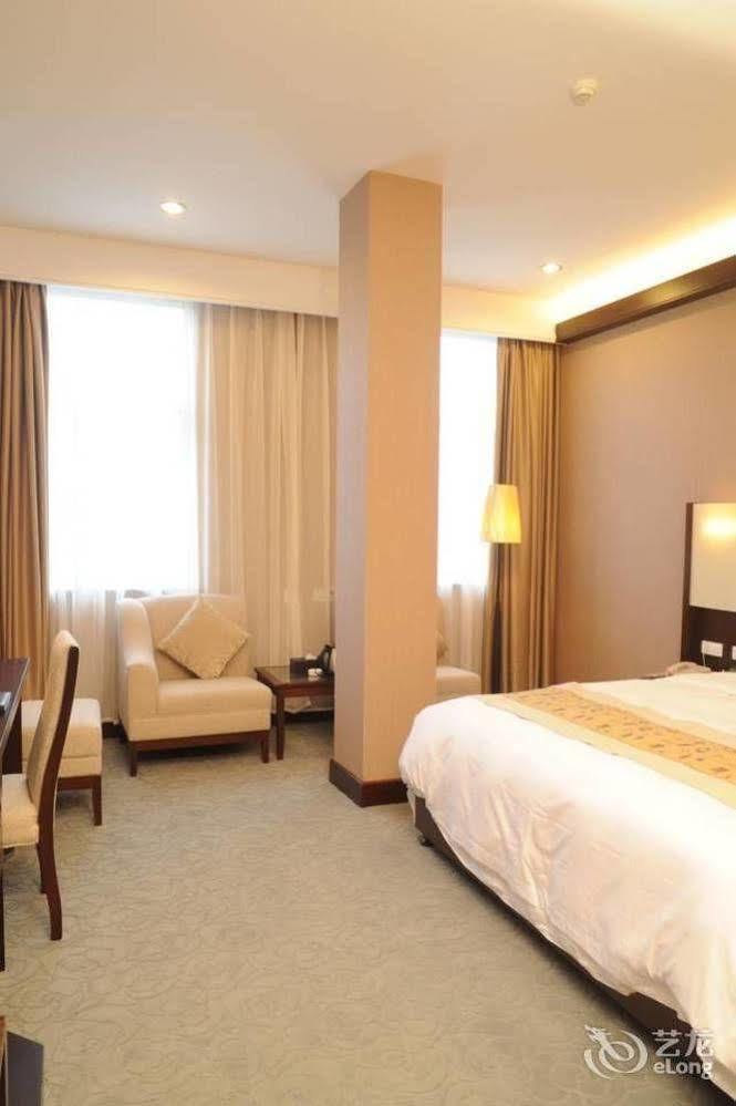 Golden Dragonball Hotel Guilin Luaran gambar