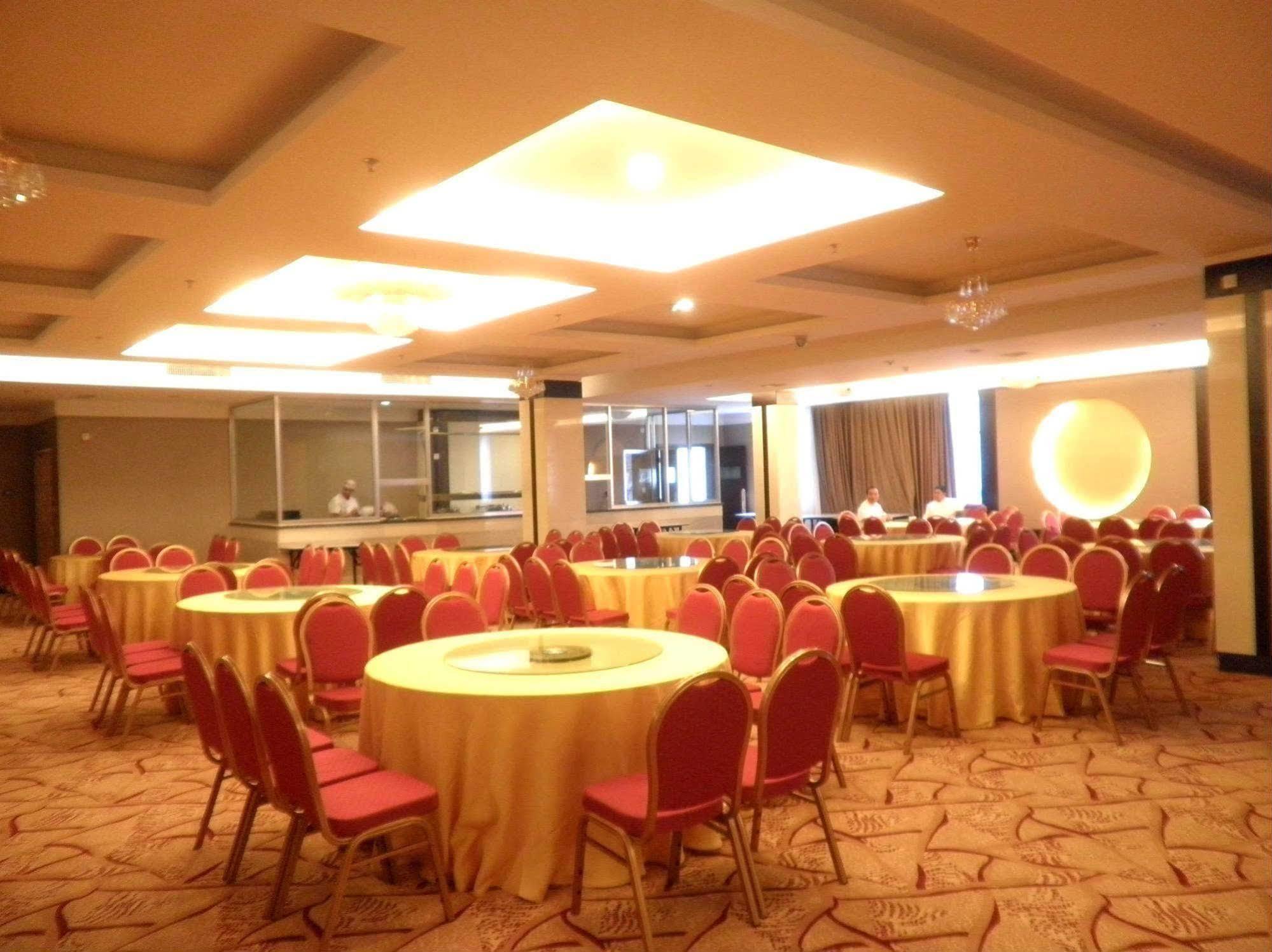 Golden Dragonball Hotel Guilin Luaran gambar